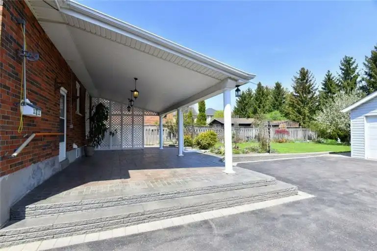 32 Blossom Lane, Hamilton, ON, L9C 2W6 - 11