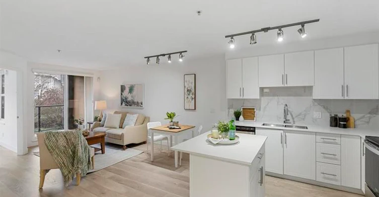10707 139 Street, Surrey, BC, V3T 0B2 - 2