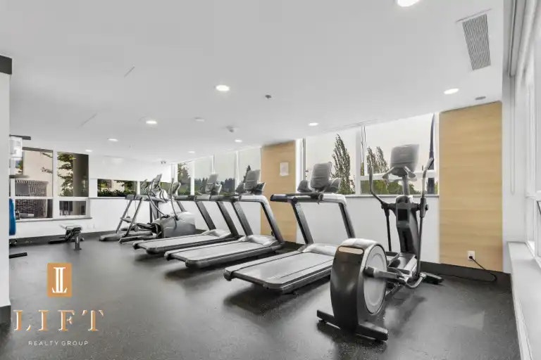 1632 Lions Gate Lane, North Vancouver, BC, V7P 0E2 - 18