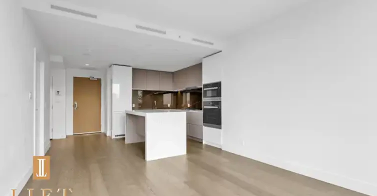 1632 Lions Gate Lane, North Vancouver, BC, V7P 0E2 - 5