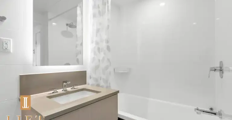 1632 Lions Gate Lane, North Vancouver, BC, V7P 0E2 - 11