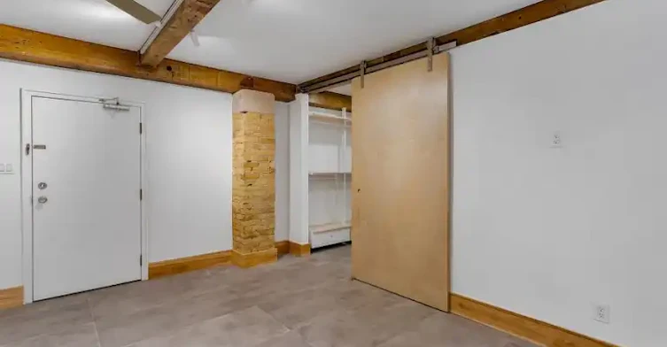 97 Lee Avenue, Toronto, ON, M4E 2P2 - 5