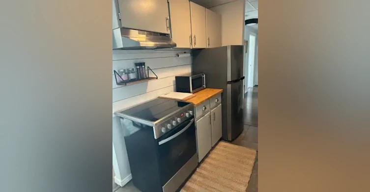 922 Dynes Avenue, Penticton, BC, V2A 1E8 - 5