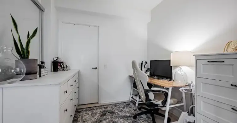 12 Bonnycastle Street, Toronto, ON, M5A 0C8 - 14