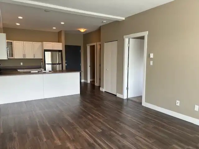 680 2 Avenue, Campbell River, BC, V9W 3V2 - 2