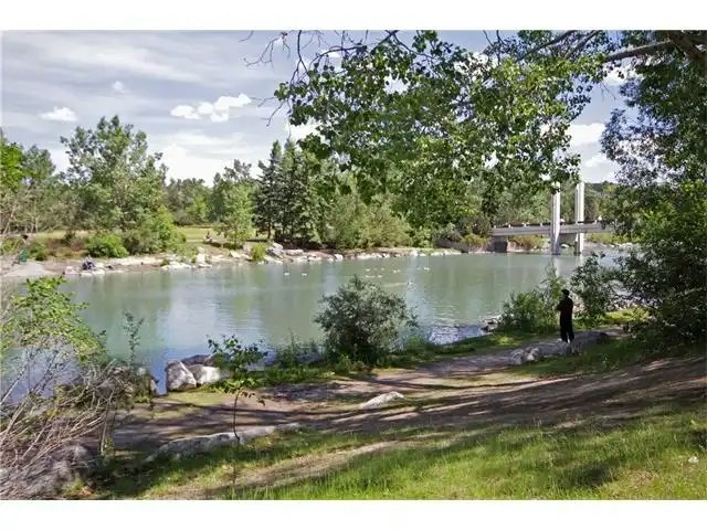 400 Eau Claire Avenue Southwest, Calgary, AB, T2P 3R8 - 2