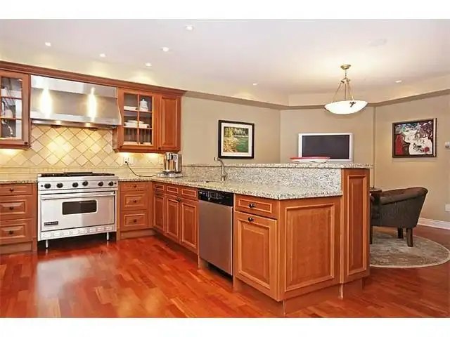 400 Eau Claire Avenue Southwest, Calgary, AB, T2P 3R8 - 9