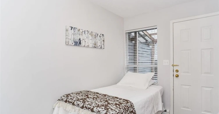 5676 Main Street, Vancouver, BC, V5W 2S4 - 6