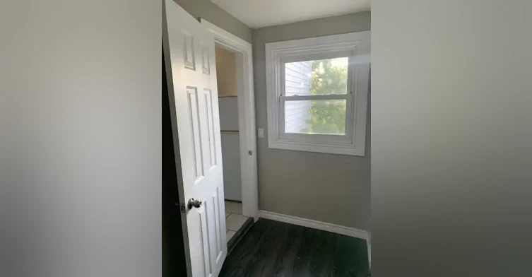 30 Hamilton Street, St. Catharines, ON, L2S 1K4 - 5