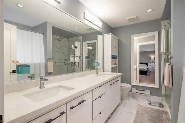 14058 61 Avenue, Surrey, BC, V3X 0J2 - 14