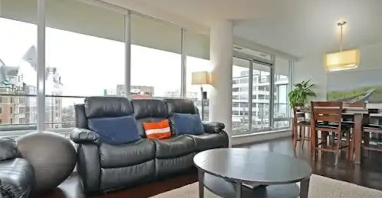 708 Burdett Avenue, Victoria, BC, V8W 0A8
