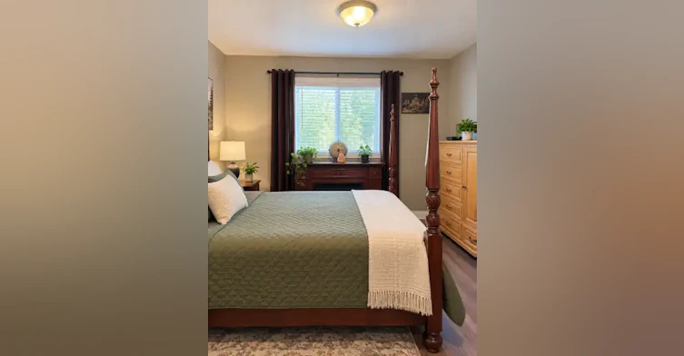 2 Sandra Drive, Orillia, ON, L3V 3G7 - 3