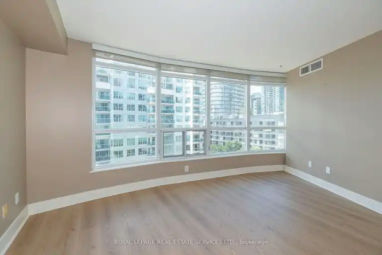 550 Queens Quay West, Toronto, ON, M5V 3M8 - 7
