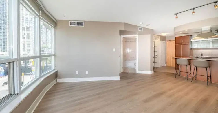550 Queens Quay West, Toronto, ON, M5V 3M8 - 6