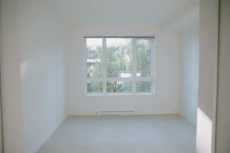 13931 Fraser Highway, Surrey, BC, V3T 4E6 - 13