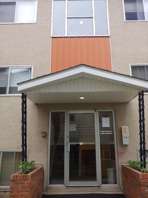 5126 43 Street, Red Deer, AB, T4N 1C5