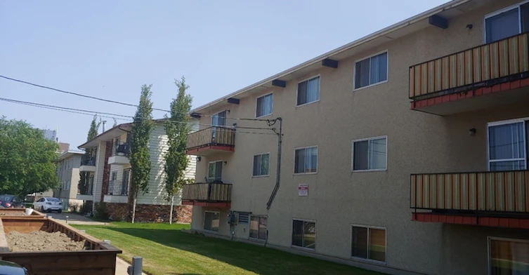 5126 43 Street, Red Deer, AB, T4N 1C5 - 2