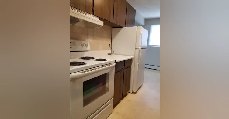 5126 43 Street, Red Deer, AB, T4N 1C5 - 7
