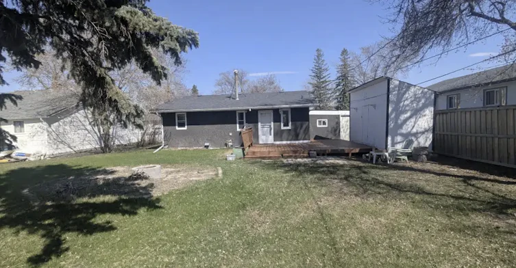 508 Daer Boulevard, Winnipeg, MB, R3K 1C5 - 2
