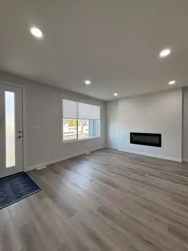 13327 119 Street Northwest, Edmonton, AB, T5E 5M6 - 6