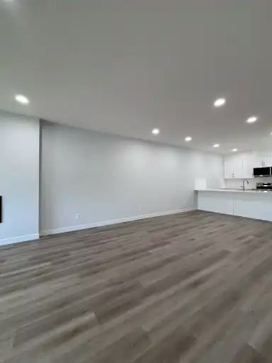 13327 119 Street Northwest, Edmonton, AB, T5E 5M6 - 10