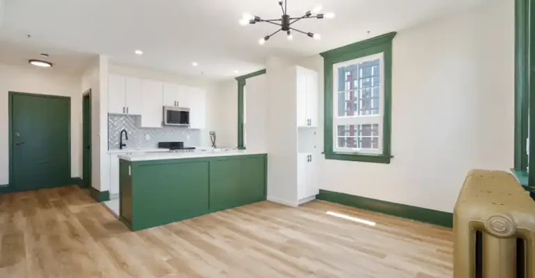 72 James Street North, Hamilton, ON, L8R 2K5