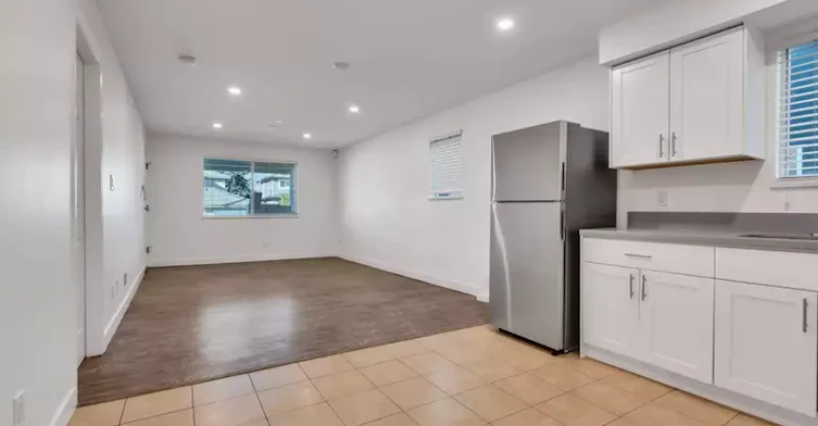 3745 Spruce Street, Burnaby, BC, V5G 1X8 - 3