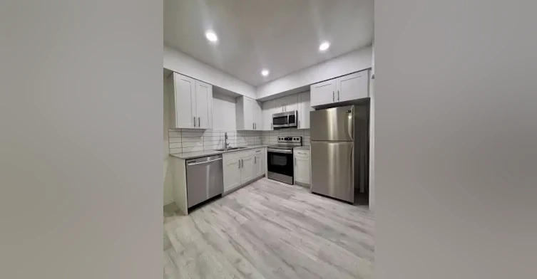 2747 Orchards Road Southwest, Edmonton, AB, T6X 1Y9 - 9