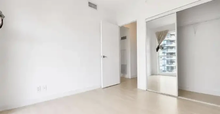 2220 Lake Shore Boulevard West, Toronto, ON, M8V 1A4 - 8
