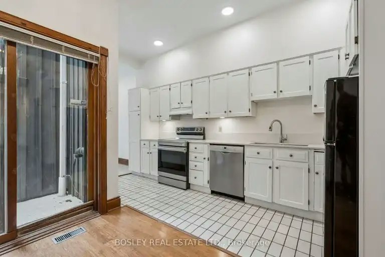 297 Sumach Street, Toronto, ON, M5A 3K4 - 6