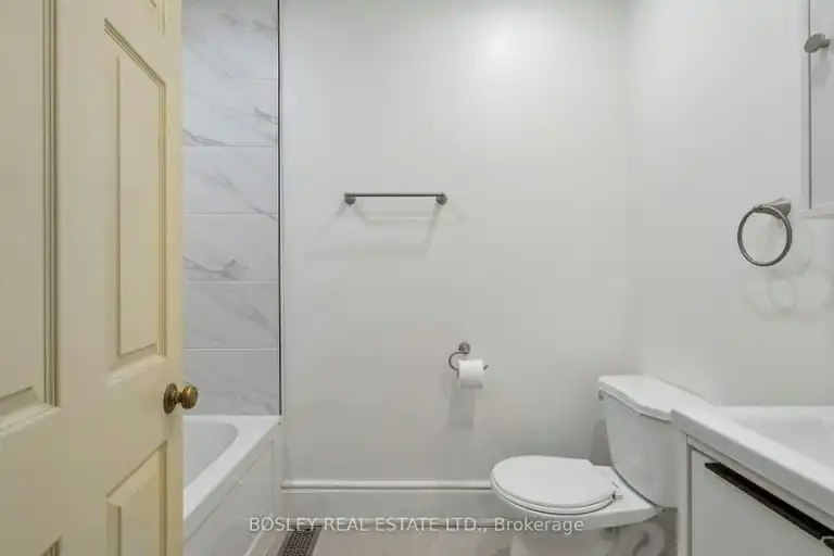 297 Sumach Street, Toronto, ON, M5A 3K4 - 2