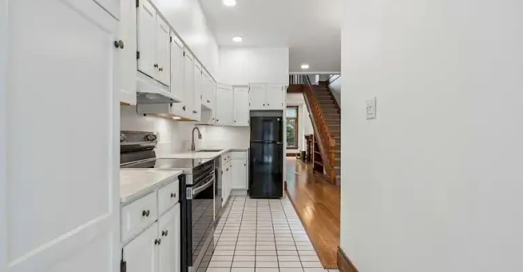 297 Sumach Street, Toronto, ON, M5A 3K4 - 5