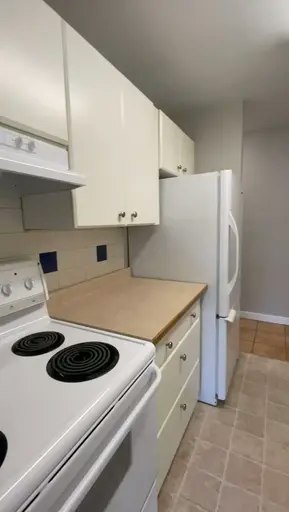 1147 Nelson Street, Vancouver, BC, V6E 1J3 - 16