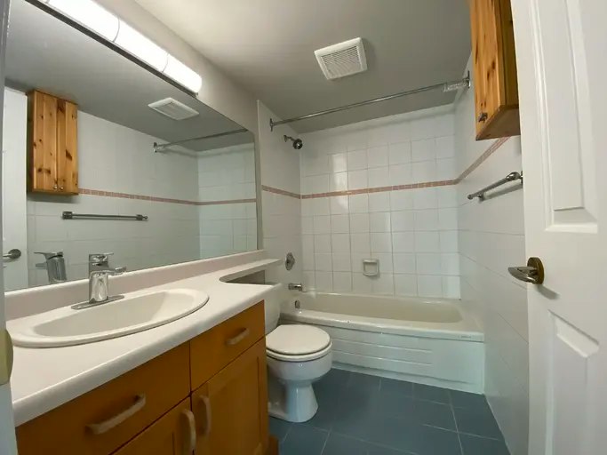 1147 Nelson Street, Vancouver, BC, V6E 1J3 - 10