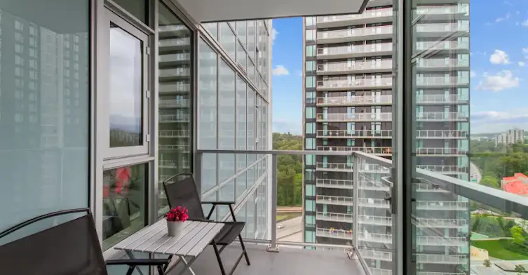 311 Alderson Avenue, Coquitlam, BC, V3K 0K3 - 7
