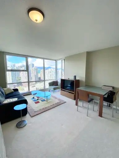 193 Aquarius Mews, Vancouver, BC, V6Z 2Y3