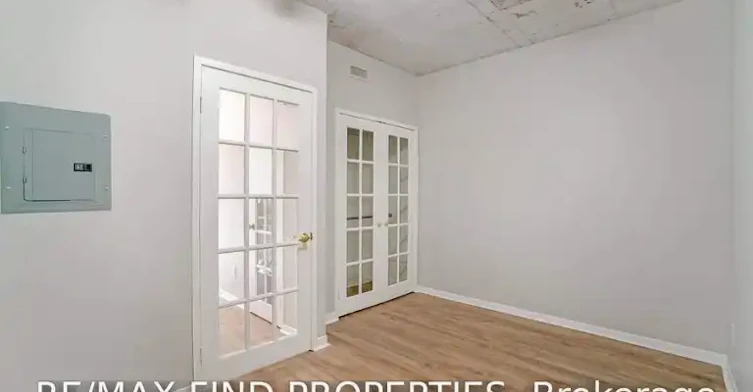 333 Adelaide Street East, Toronto, ON, M5A 4T4 - 4