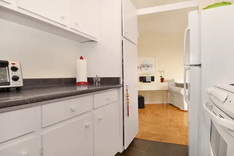 1011 Beach Avenue, Vancouver, BC, V6E 1T8 - 8