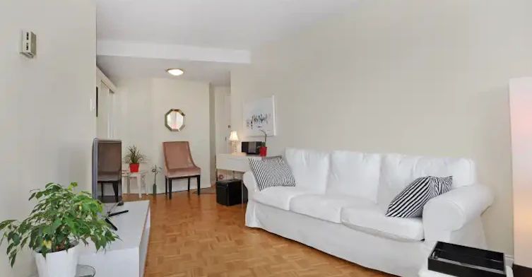 1011 Beach Avenue, Vancouver, BC, V6E 1T8 - 4