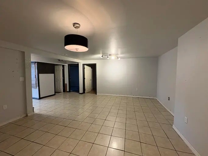 4513 50 Street, Sylvan Lake, AB, T4S 1G9 - 10