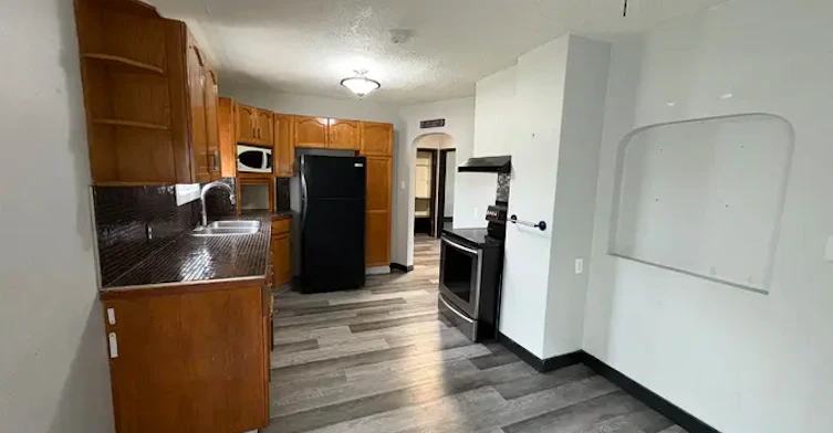 4513 50 Street, Sylvan Lake, AB, T4S 1G9 - 4