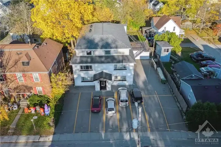 35 Bennett Street, Brockville, ON, K6V 2V7