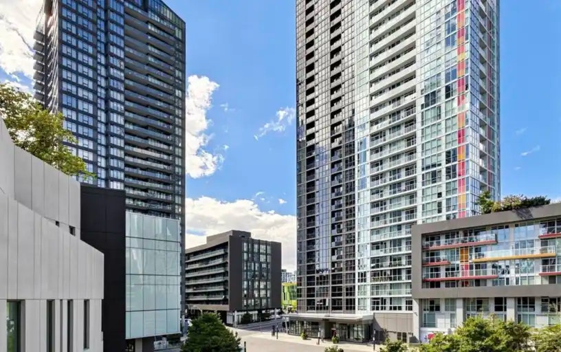 75 Queens Wharf Road, Toronto, ON, M5V 0J8 - 13