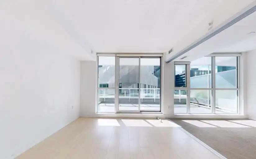 75 Queens Wharf Road, Toronto, ON, M5V 0J8 - 4