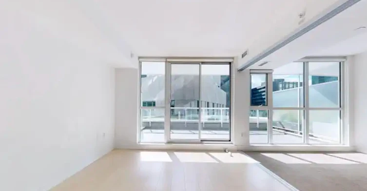 75 Queens Wharf Road, Toronto, ON, M5V 0J8 - 4