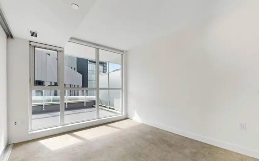 75 Queens Wharf Road, Toronto, ON, M5V 0J8 - 10