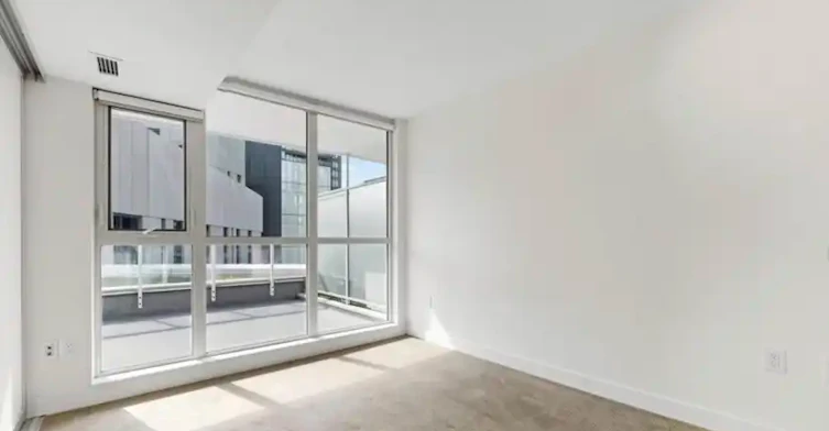 75 Queens Wharf Road, Toronto, ON, M5V 0J8 - 10