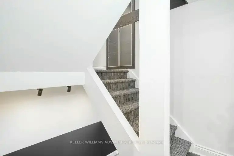 394 Euclid Avenue, Toronto, ON, M6G 1A6 - 17
