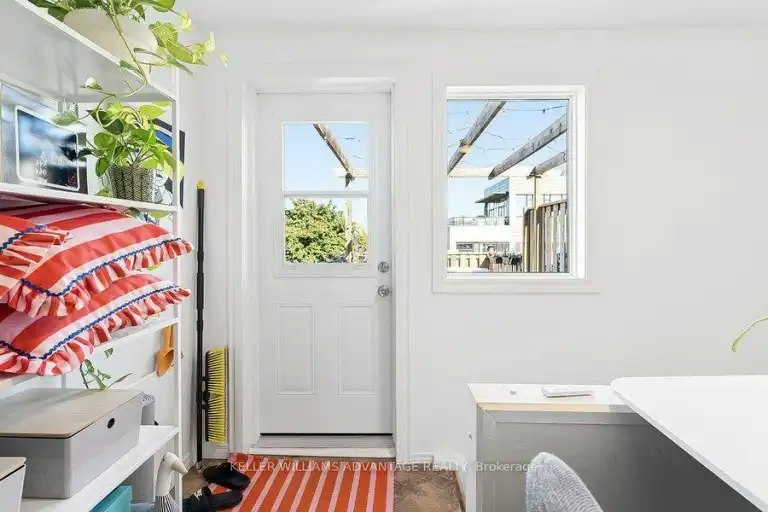 394 Euclid Avenue, Toronto, ON, M6G 1A6 - 9