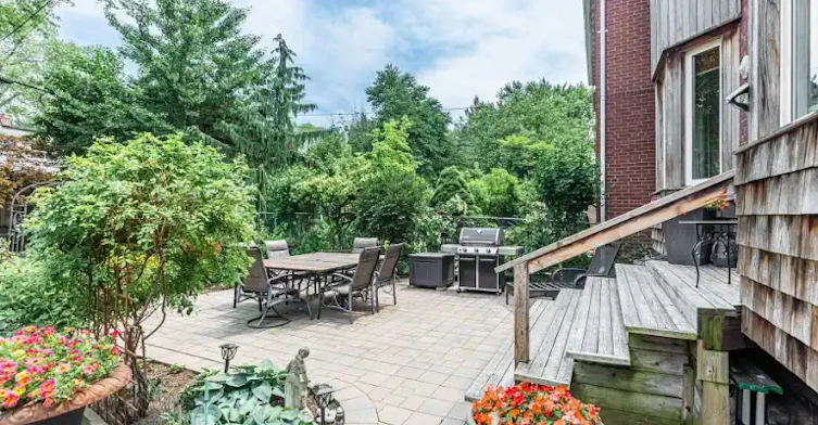 131 Gillard Avenue, Toronto, ON, M4J 4N7